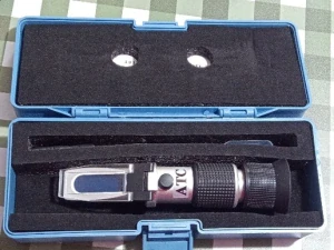 Refraktometr RHB - 90 ATC