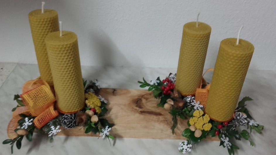 🕯️ Adventní svíčky – velká sada 4 ks 15 × 4,2 cm ze 100 % včelího vosku 🐝